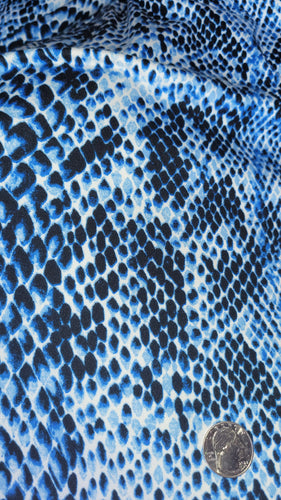 Double brushed - blue snakeskin