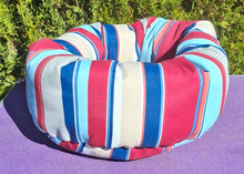 Outdoor canvas medium beds