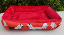 Crested Beds - LARGE Design Red Trotting